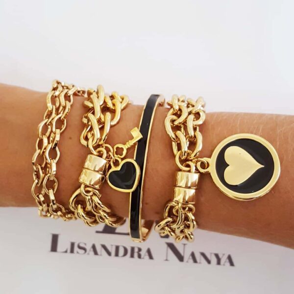 Conjunto 4 Pulseiras Banho Ouro coração Detalhe Preto Corrente Aço